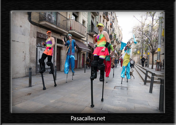 Pasacalles en La Torre de Claramunt, Barcelona