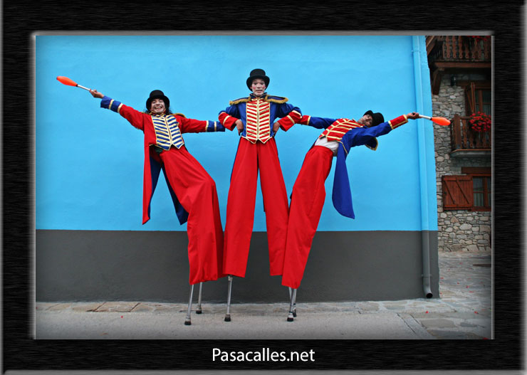 Pasacalles en San Martín de Boniches, Cuenca