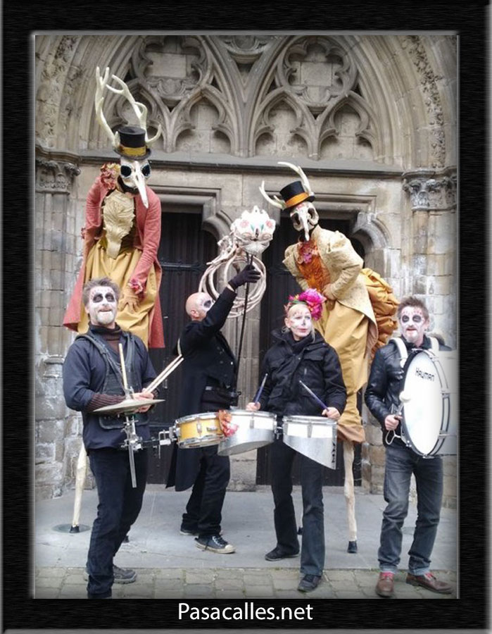 Pasacalles en Hueva, Guadalajara