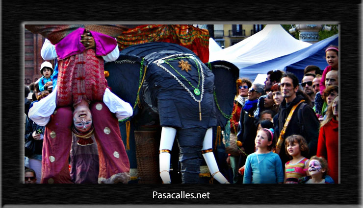 Pasacalles en Villanueva de Viver, Castellón